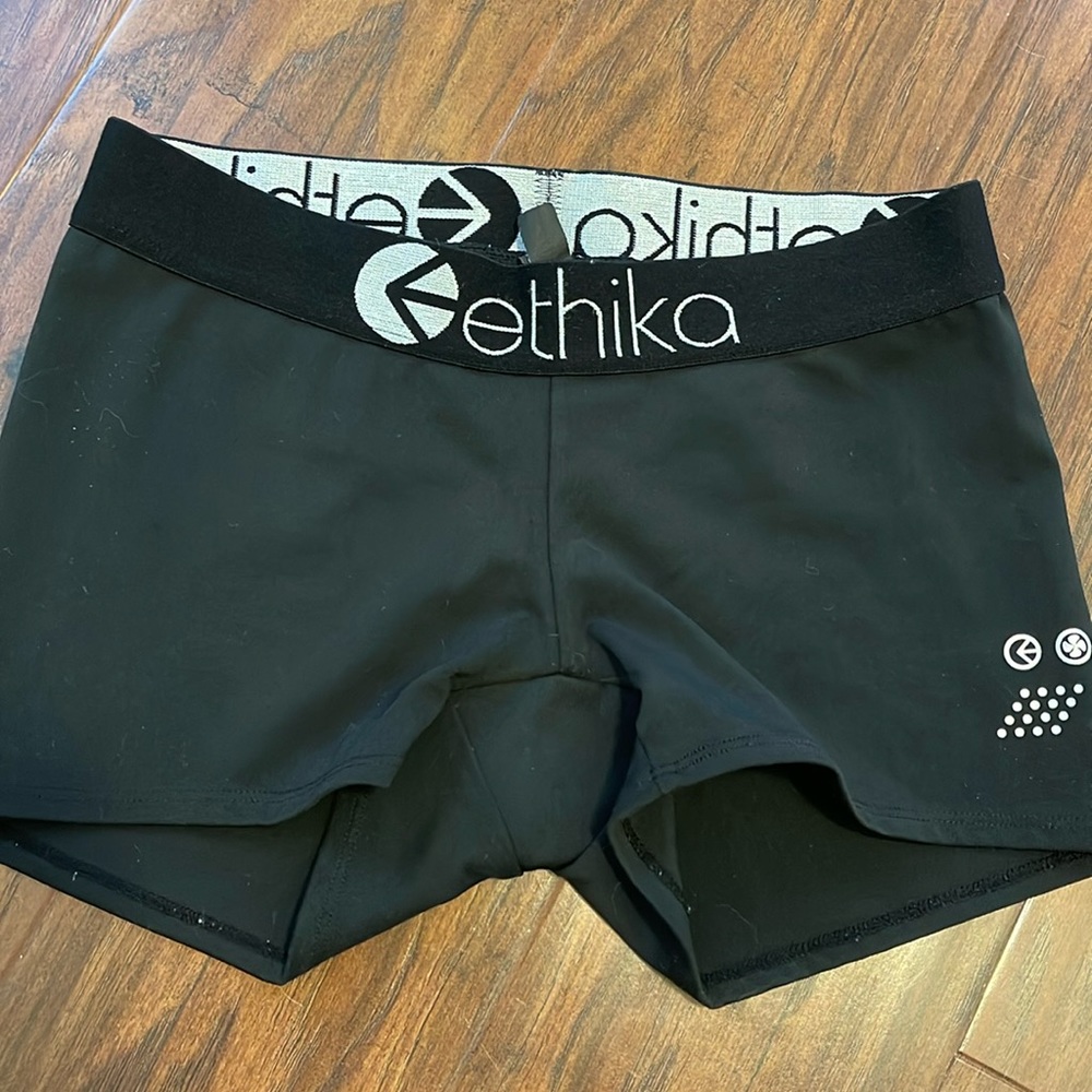 Girls Ethika Athletic Shorts - Size Medium